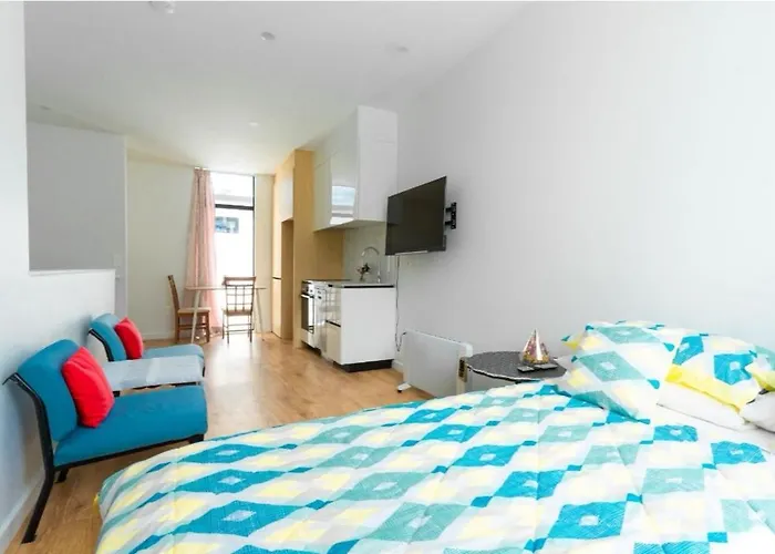 Newly Built Studio In Wellington Cbd