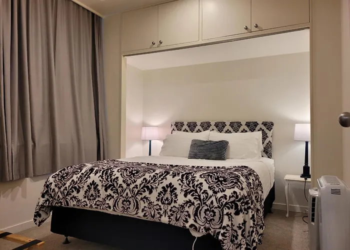 Wellington Central, 2Bedroom Suite