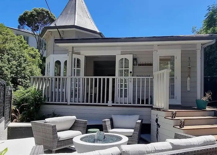 Oriental Bay Oasis Ft Free Parking