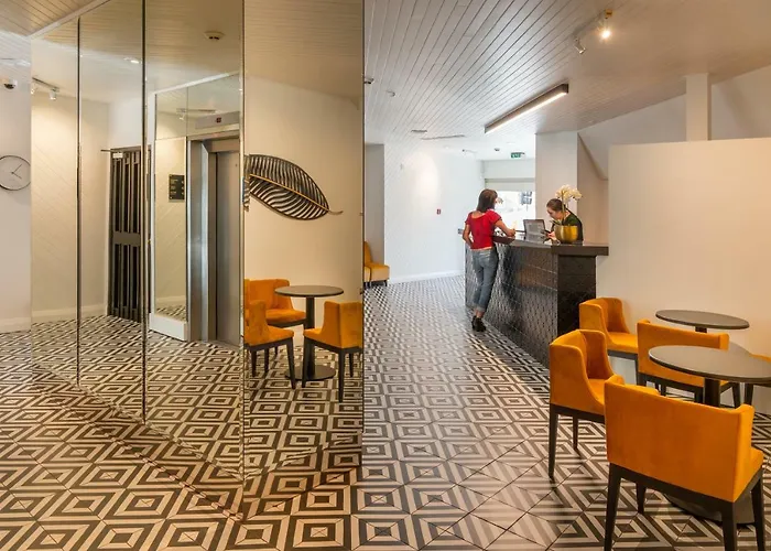 Bay Plaza Hotel