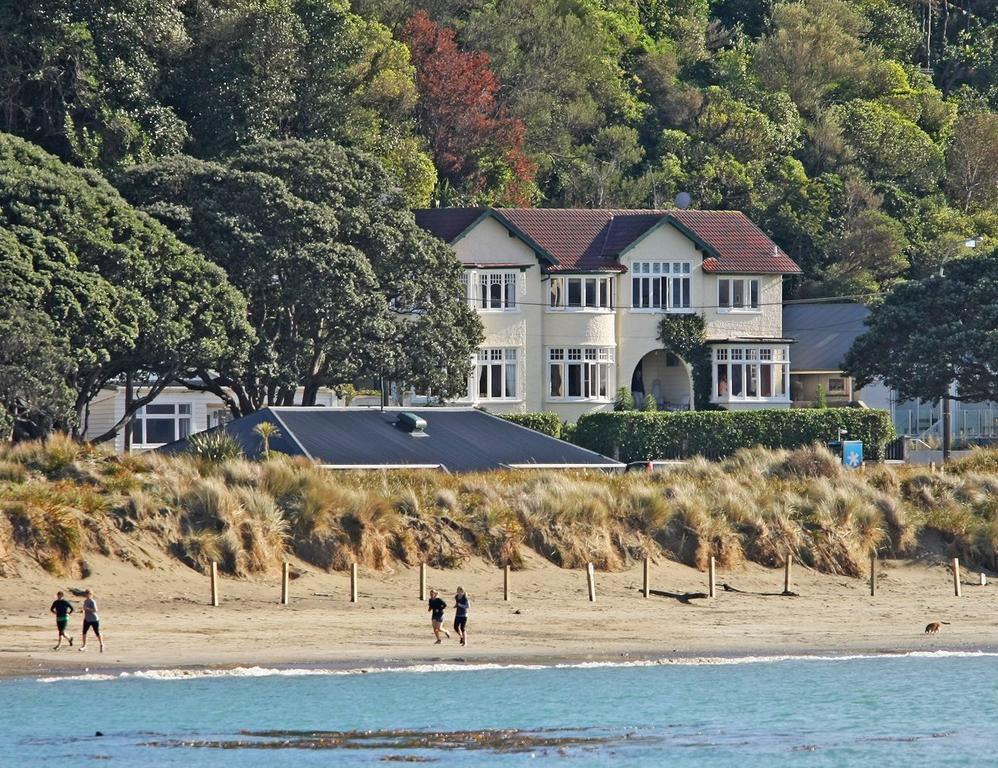 Beachfront Bed & Breakfast 3*