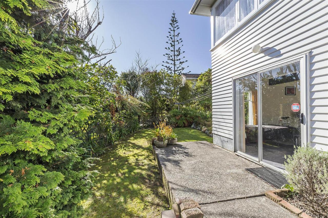 Lemon Tree Tawa Apartment Wellington