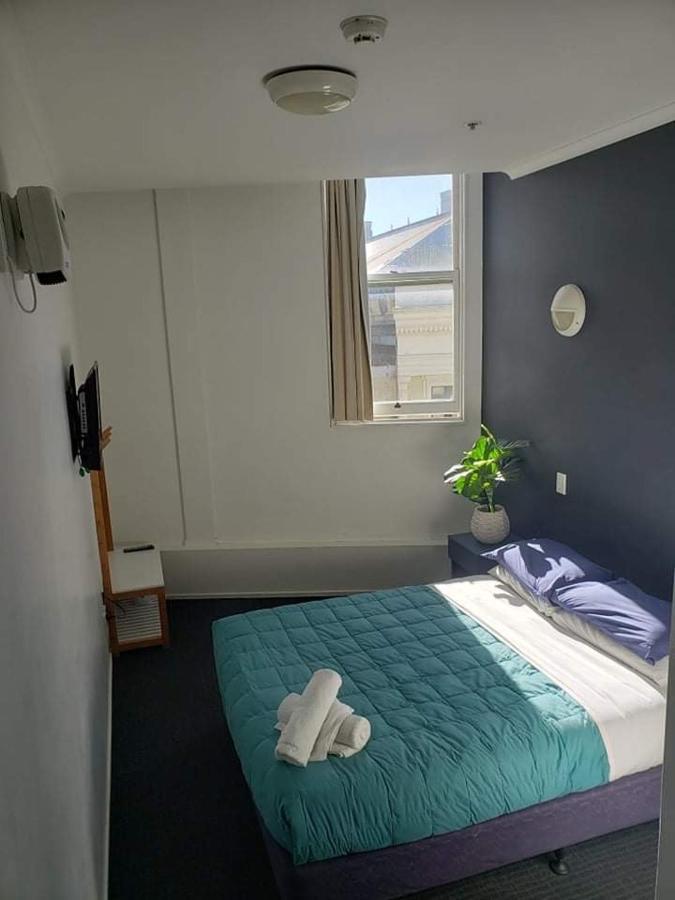 Nomads Capital Backpackers - (adults Only) Hostel *
