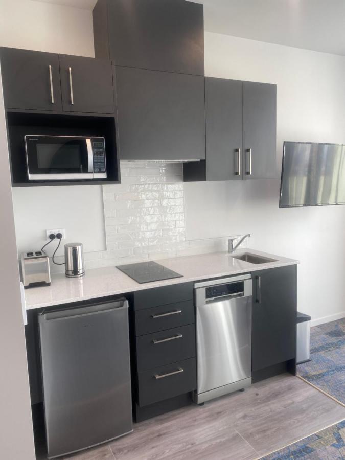 Ramada By Wyndham Taranaki Street Hotel Wellington