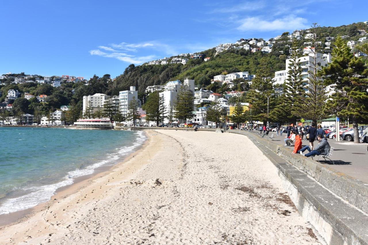 Private Beach House * Wellington