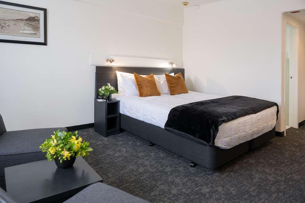 Bay Plaza 3*