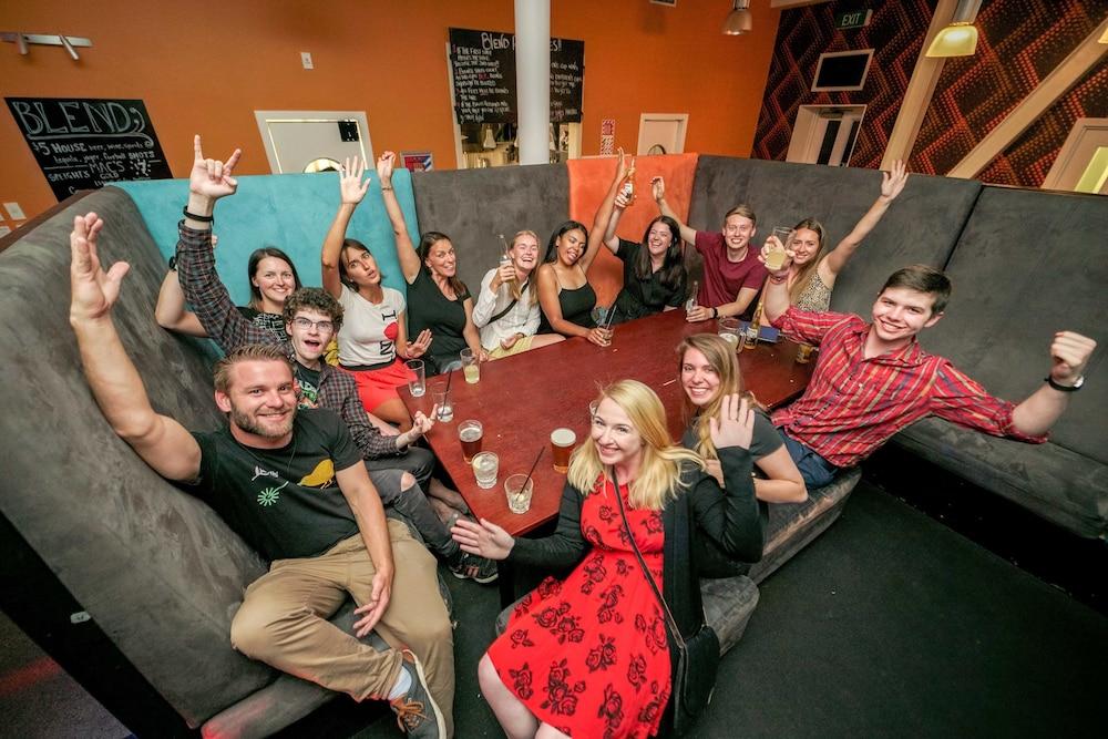 Nomads Capital Backpackers - (adults Only) Hostel