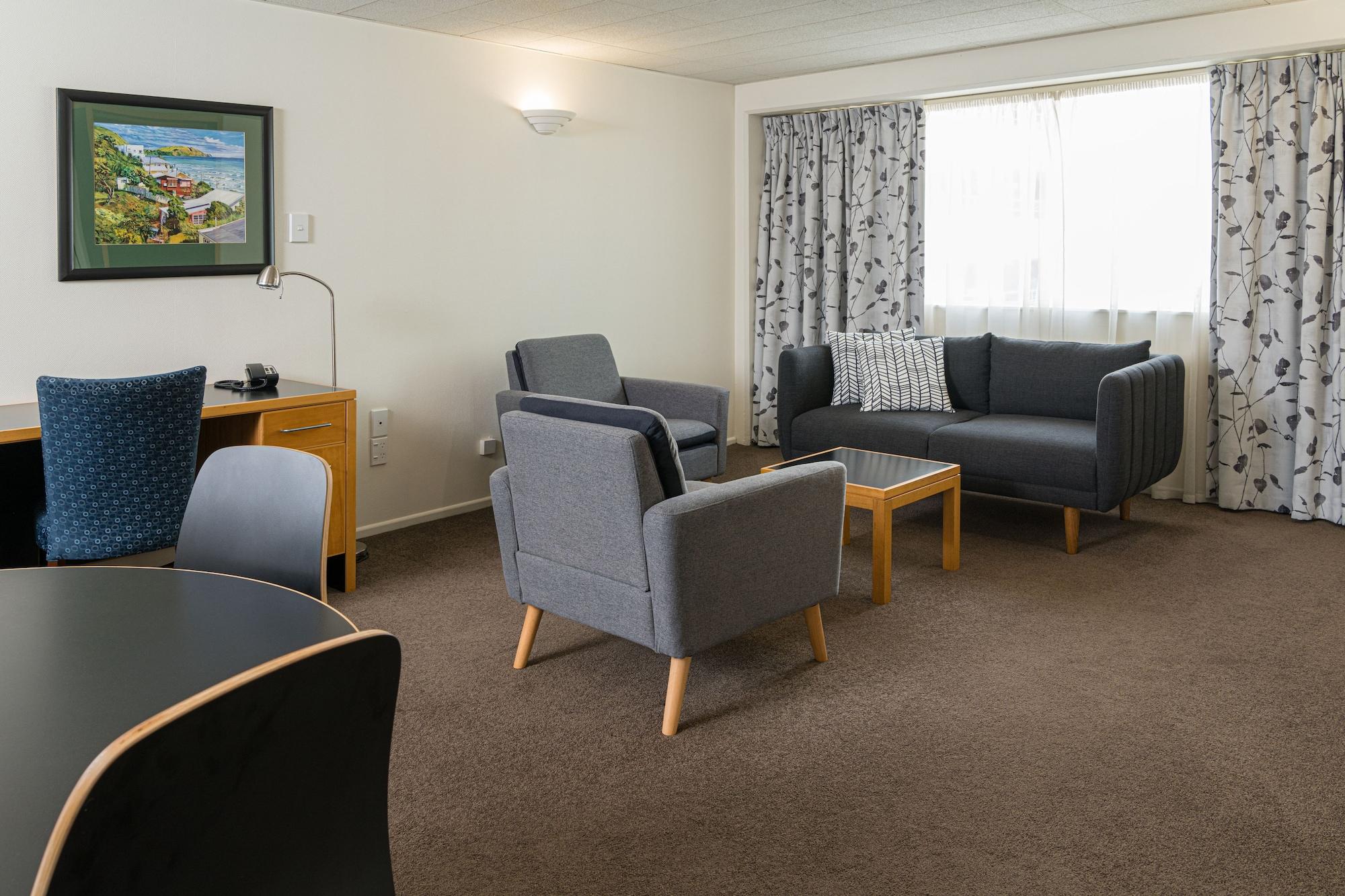 Hotel West Plaza