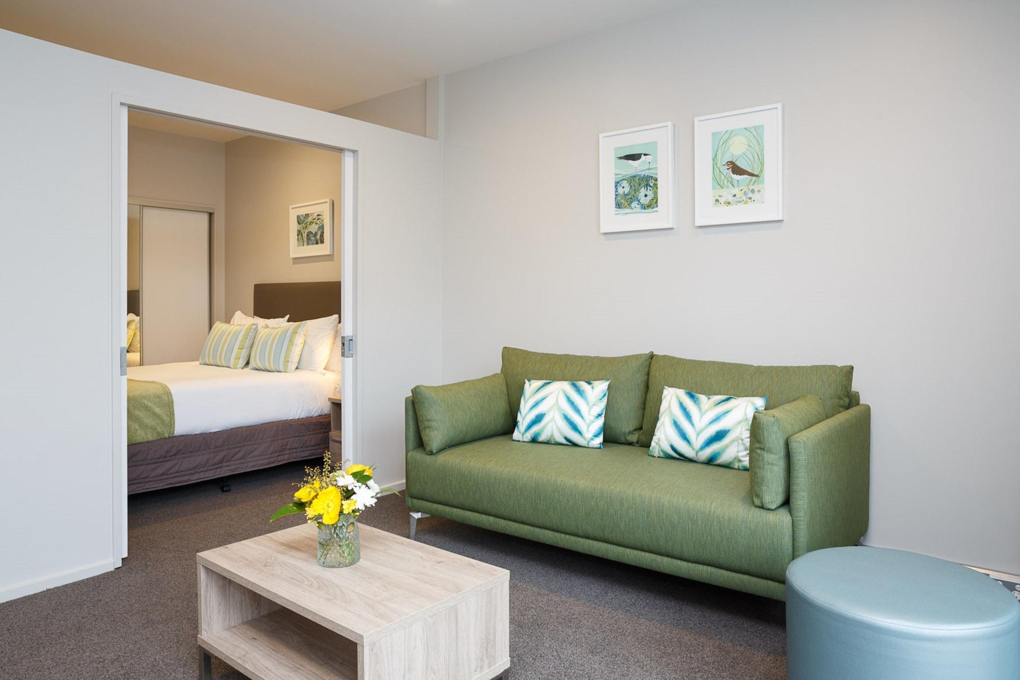 Quest Atrium Serviced Aparthotel 4*