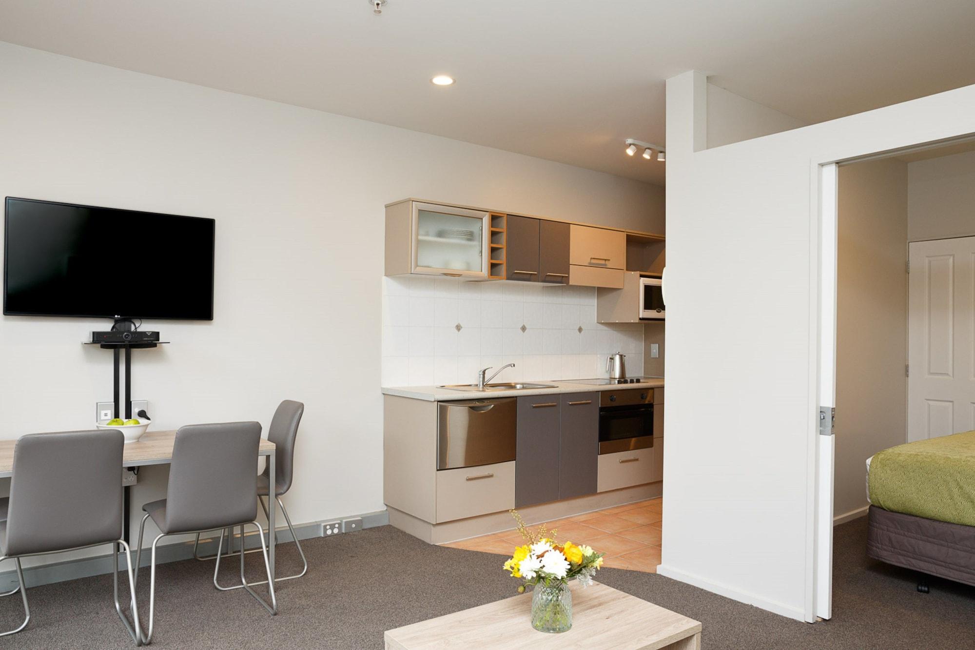 Aparthotel Quest Atrium Serviced 4*