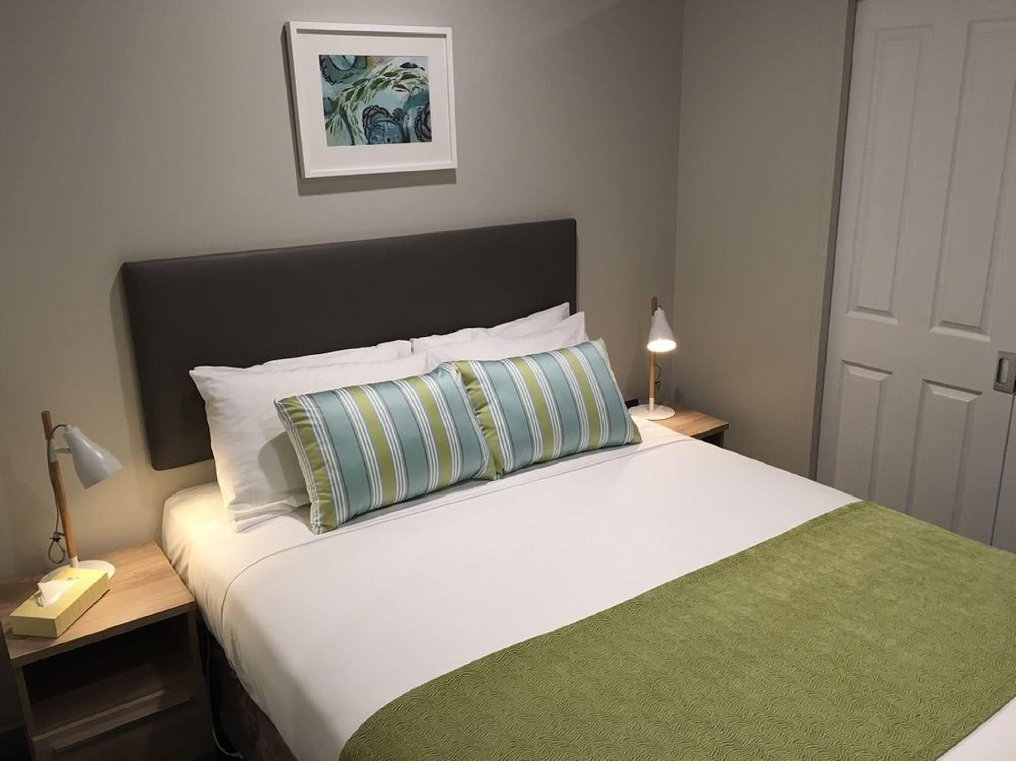 Quest Atrium Serviced Aparthotel 4*