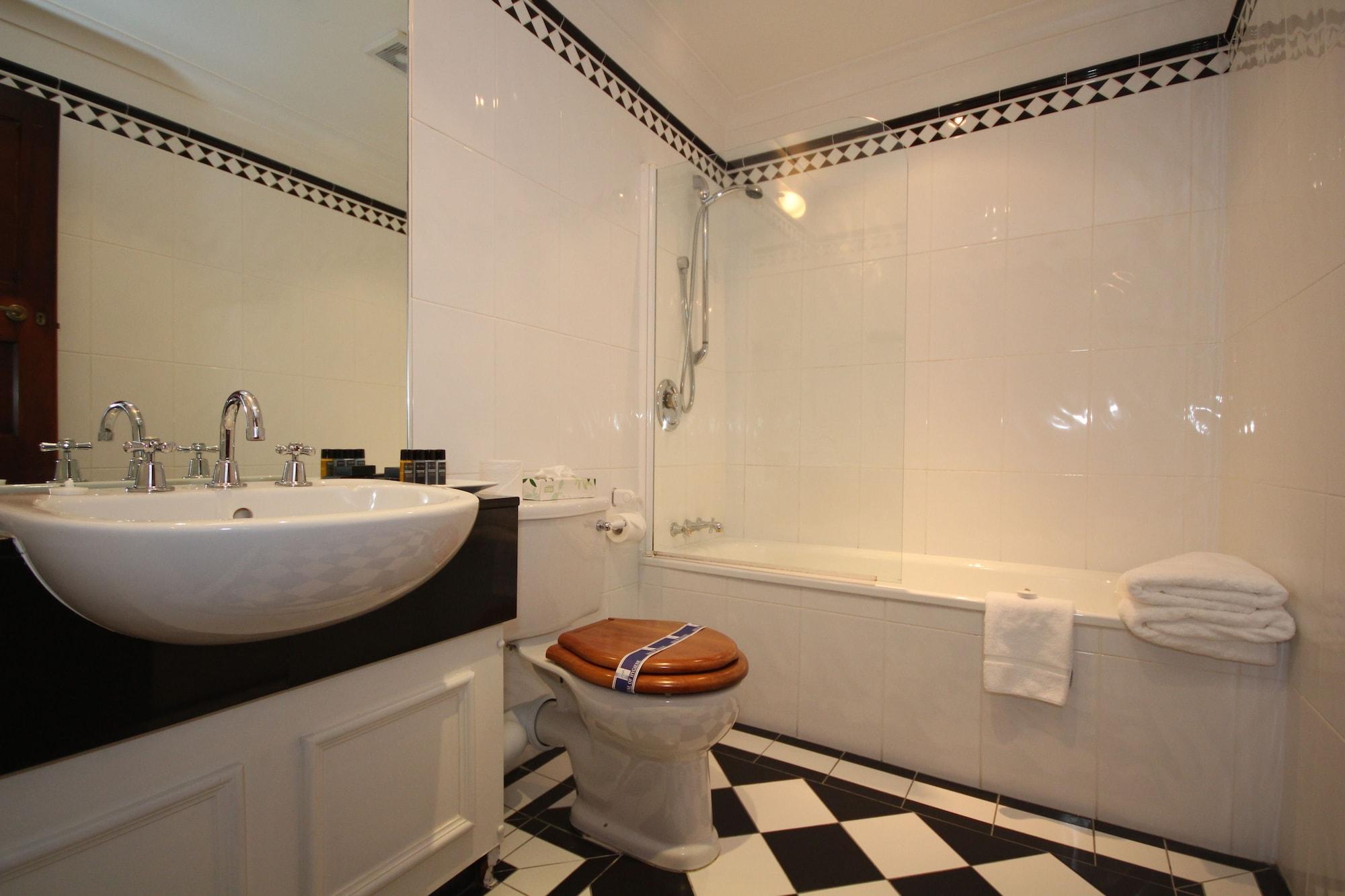 Wellesley Boutique 4* Wellington