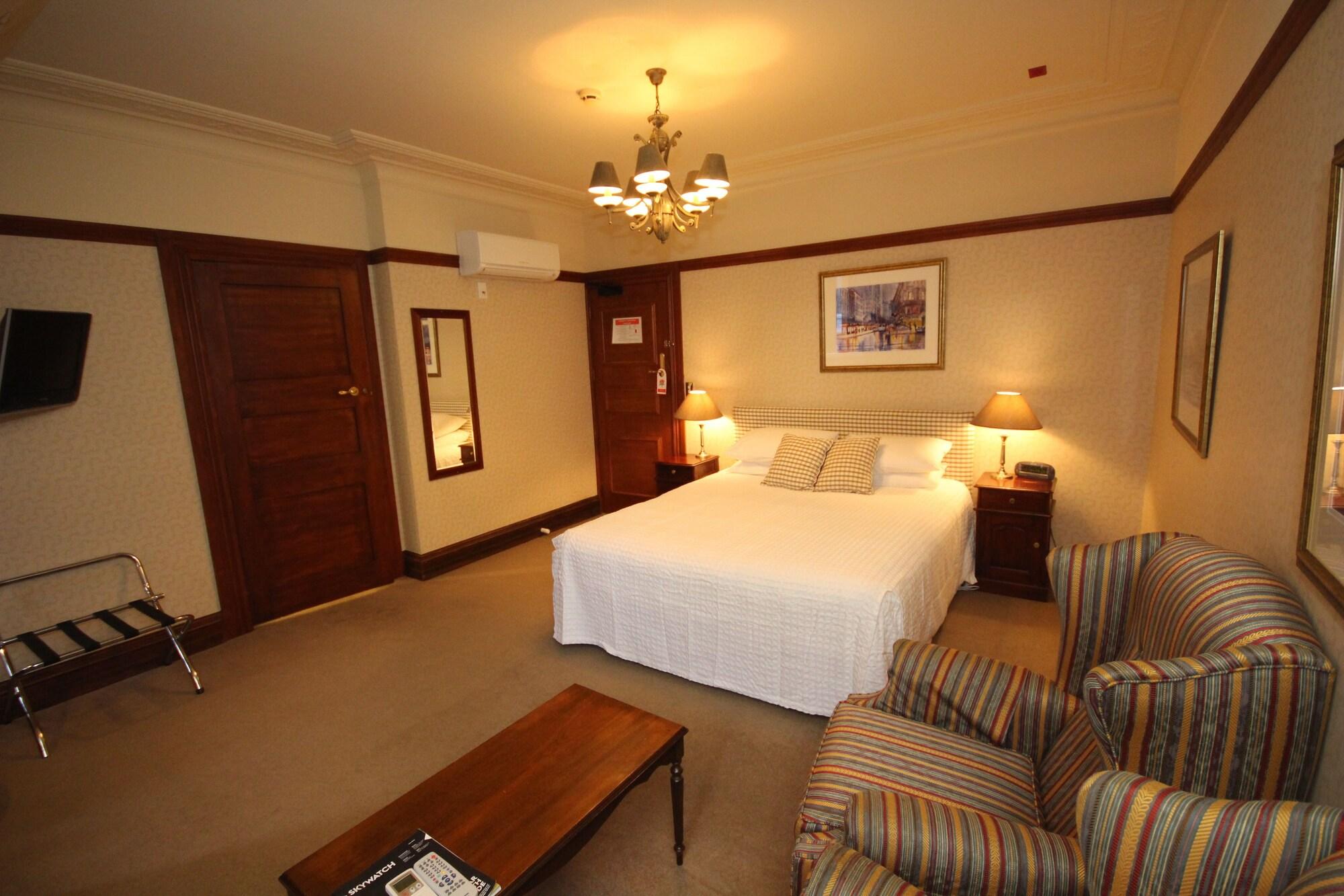 Wellesley Boutique Hotel 4*