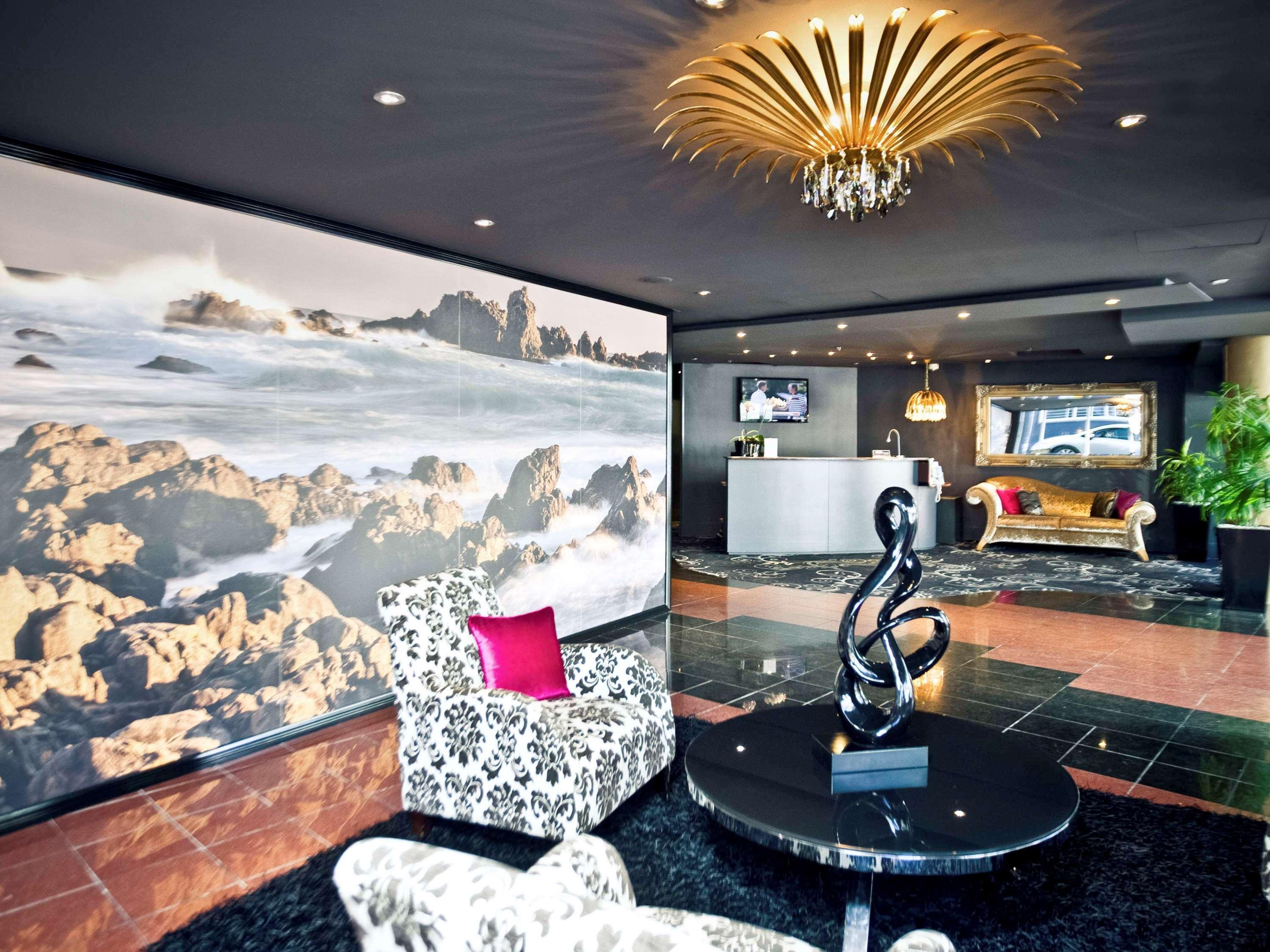 Mercure And Aparthotel 3*