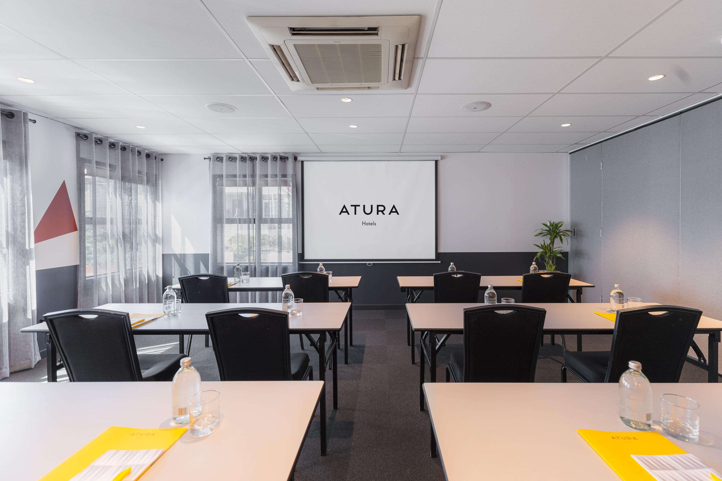Atura Wellington