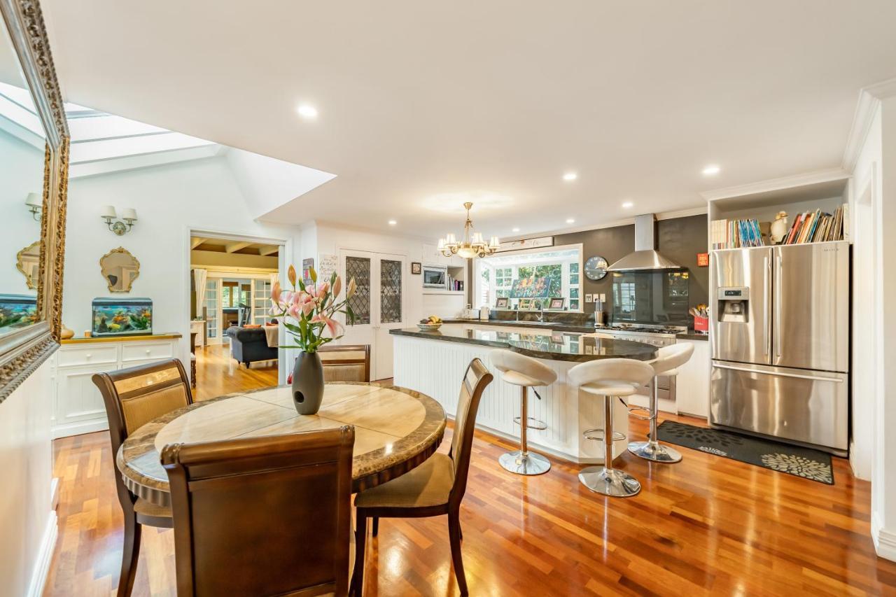 Woburn Retreat, Luxury For Perfect Getaway Villa