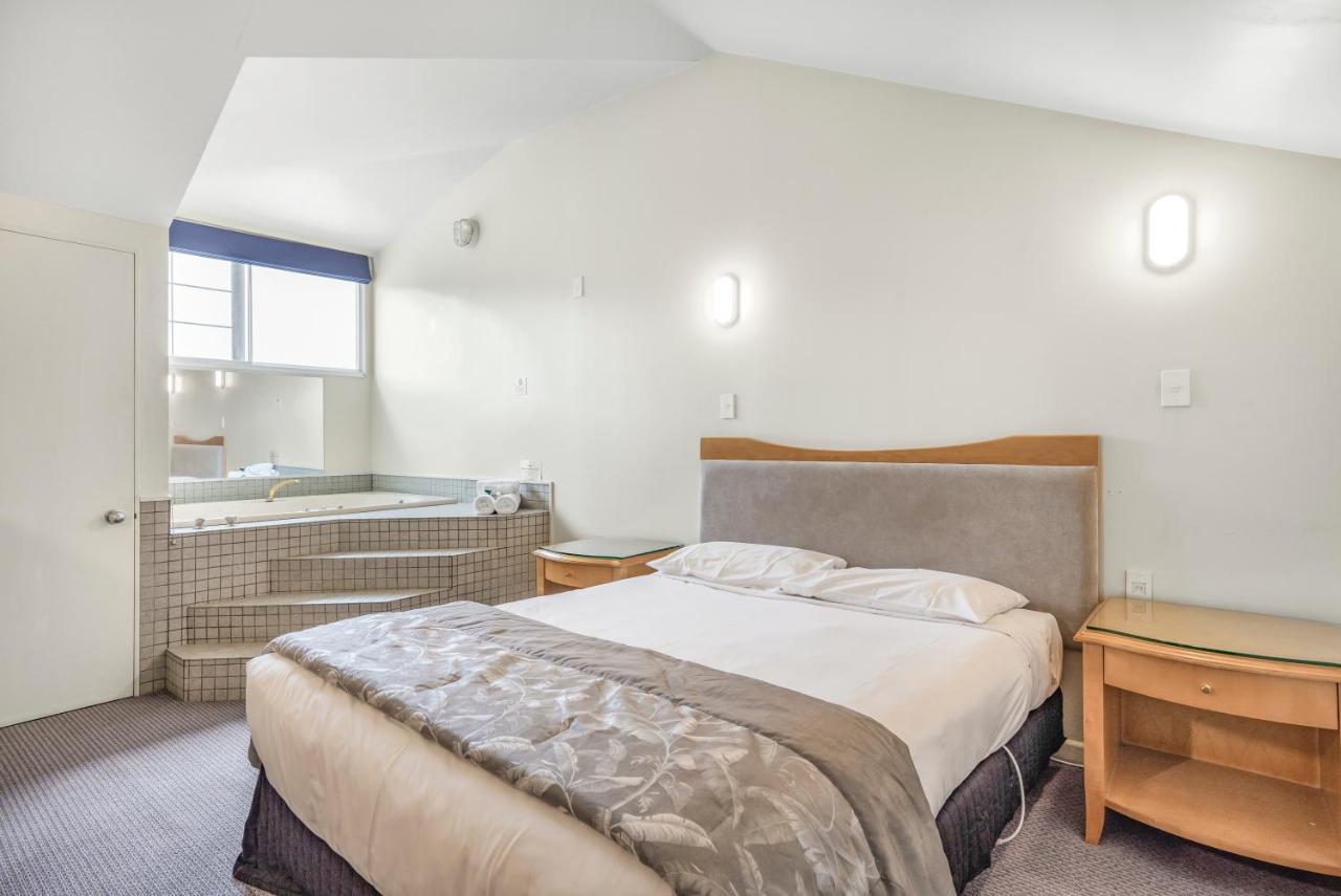 Hotel Capital Motor 4*