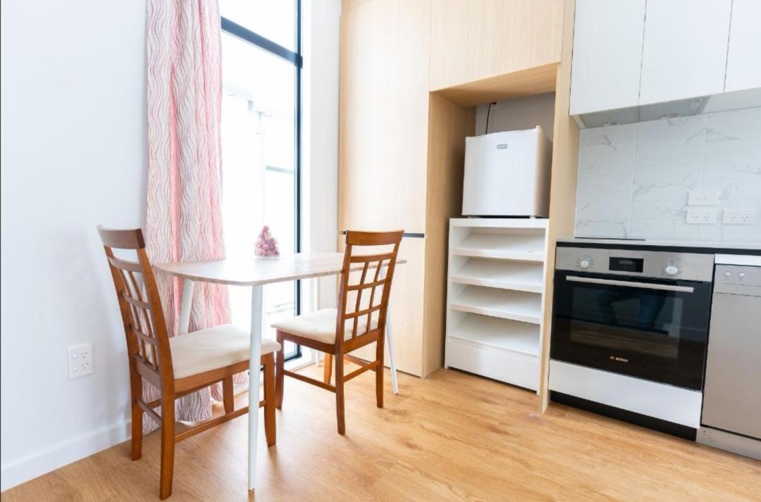 Apartment Newly Built Studio In Cbd Wellington