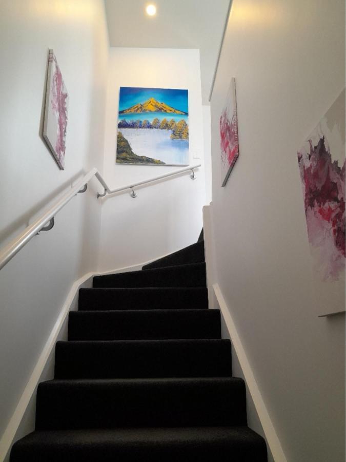 Newly Built Studio In Cbd Apartment *
