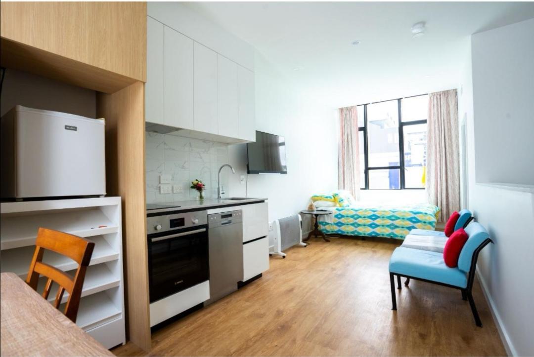 Newly Built Studio In Cbd *