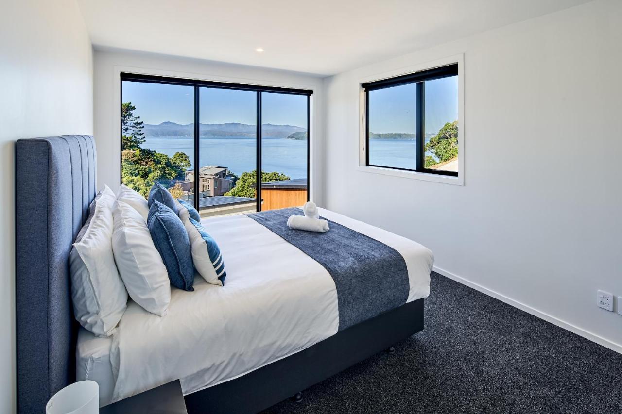 Holiday home Brand New With Ocean Views