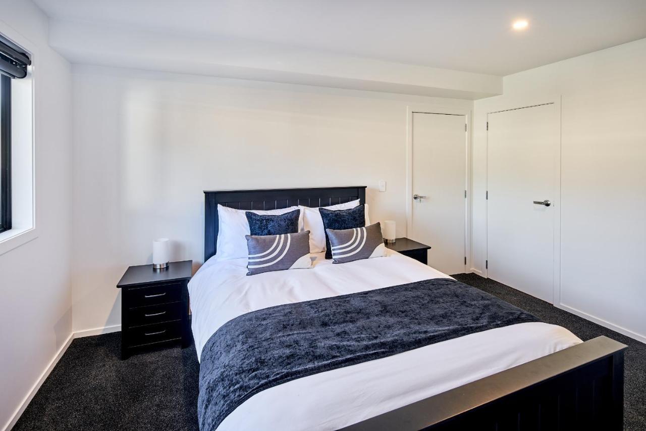 Brand New With Ocean Views Holiday home *