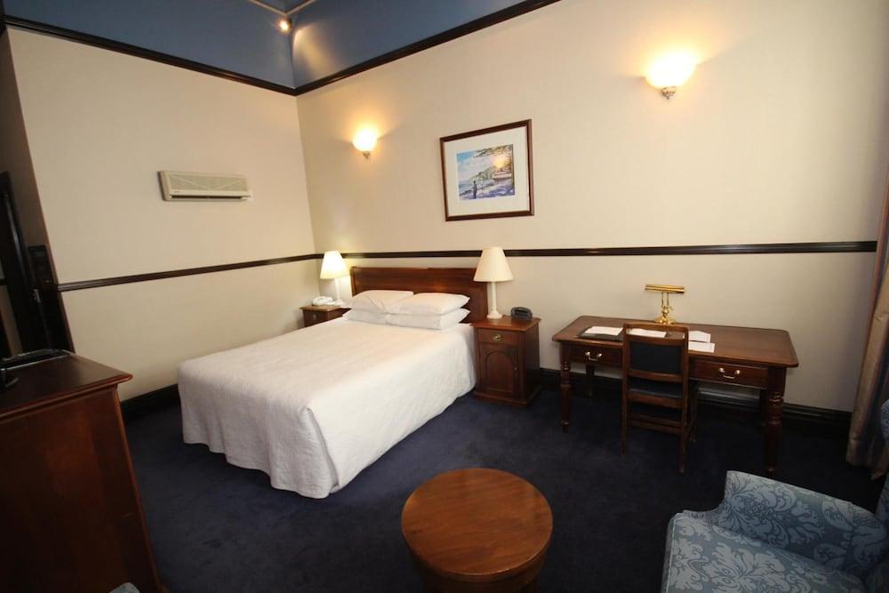 Wellesley Boutique 4* Wellington