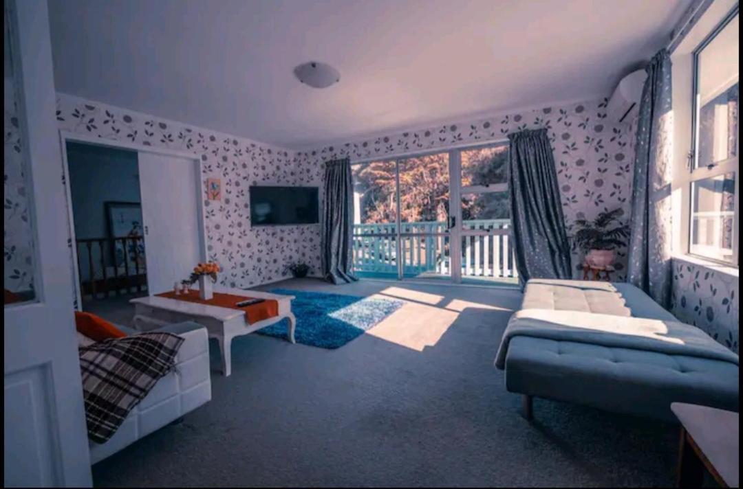 Warm, Tidy , Quiet Vacation Apartment