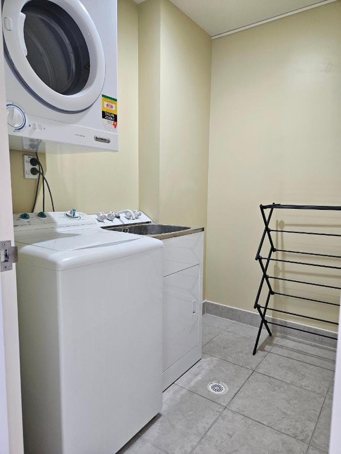 Apartment Light & Airy Heart Of Central Kelburn! *