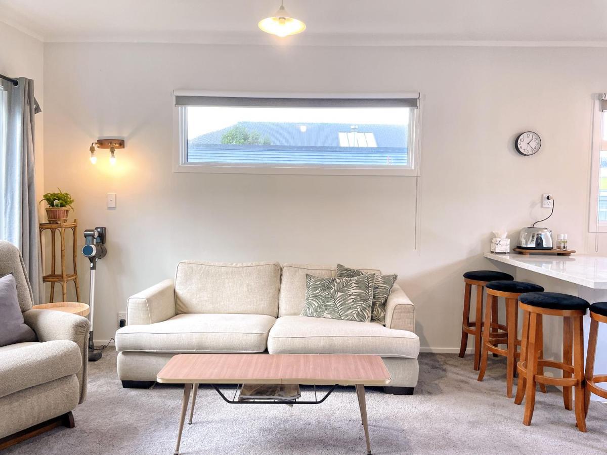 Cozy N Comfortable,5 Mins To Airport Wellington
