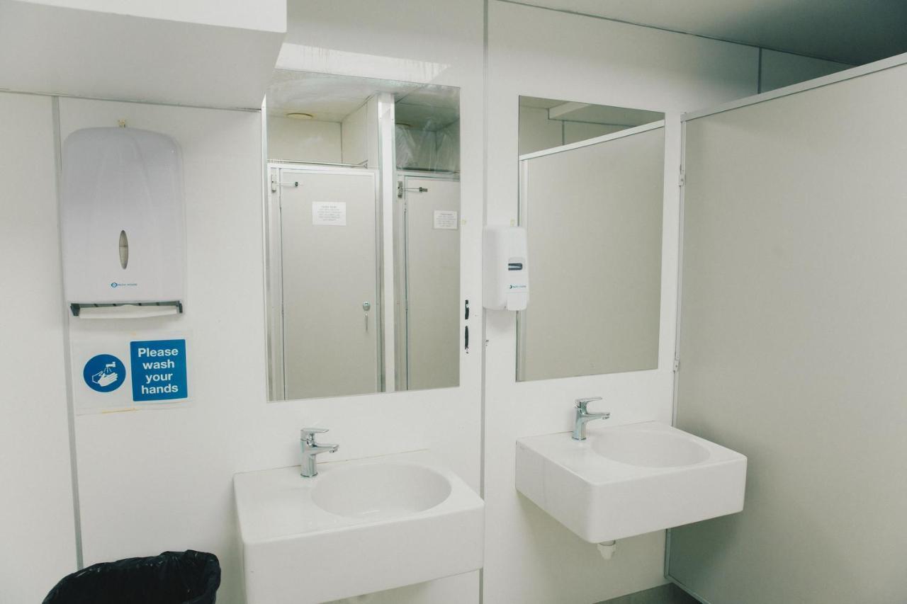Stayover Hostel *