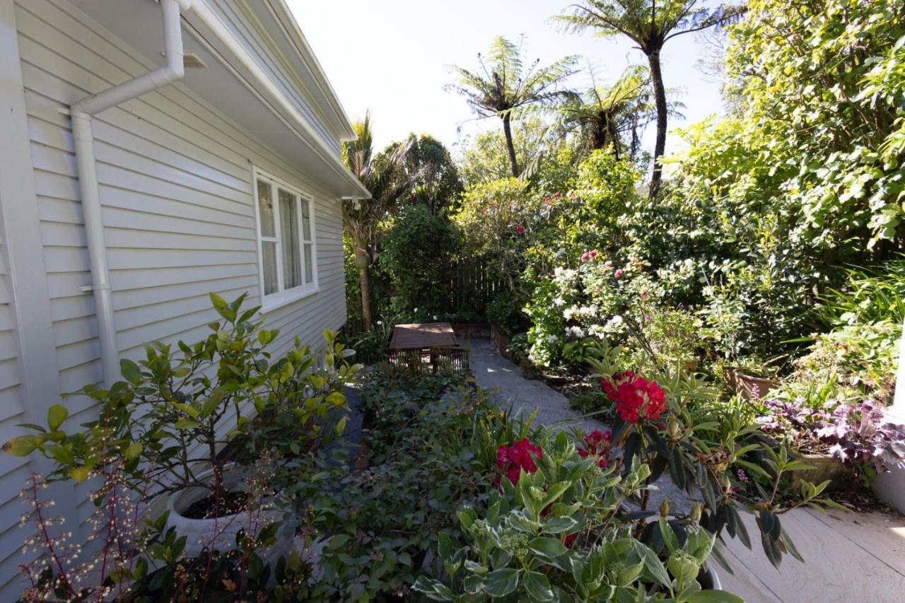 Bed & Breakfast Khandallah Harbour View