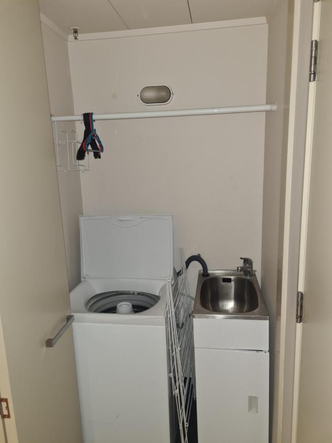 Apartment Boutique Complex With Hot Tub, Pool & Gym *
