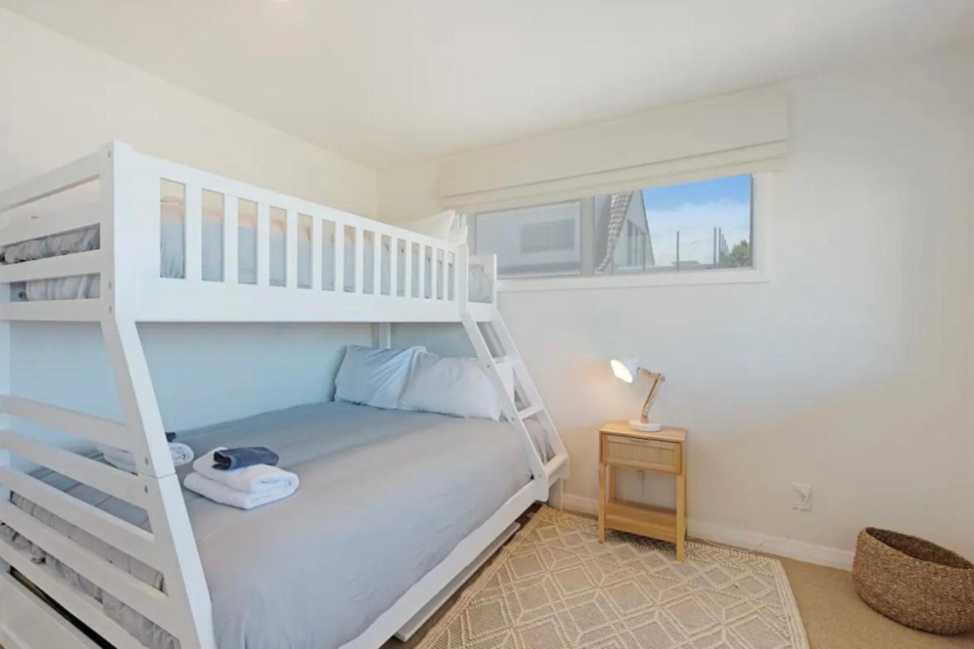 Apartment Lyall Bay Parade *