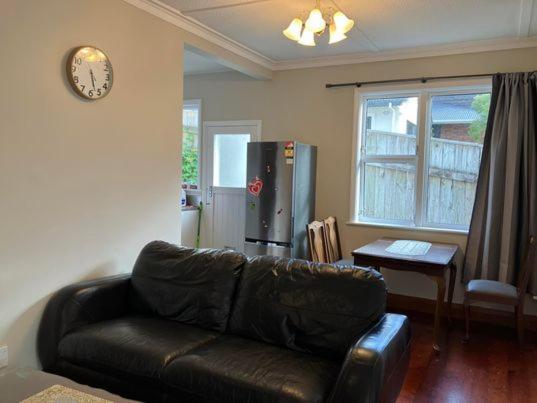 Guest house Single Bedroom *