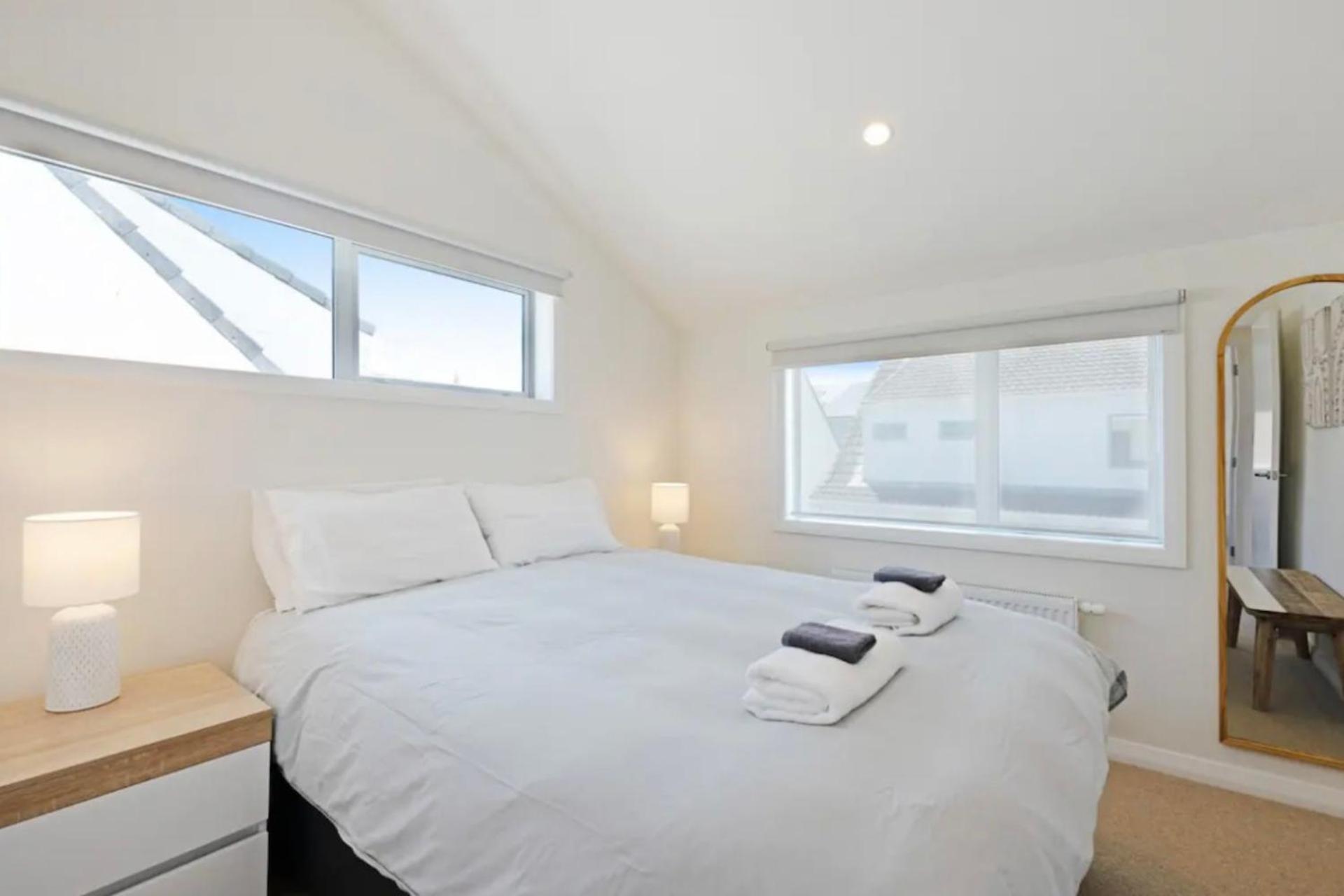 Apartment Lyall Bay Parade