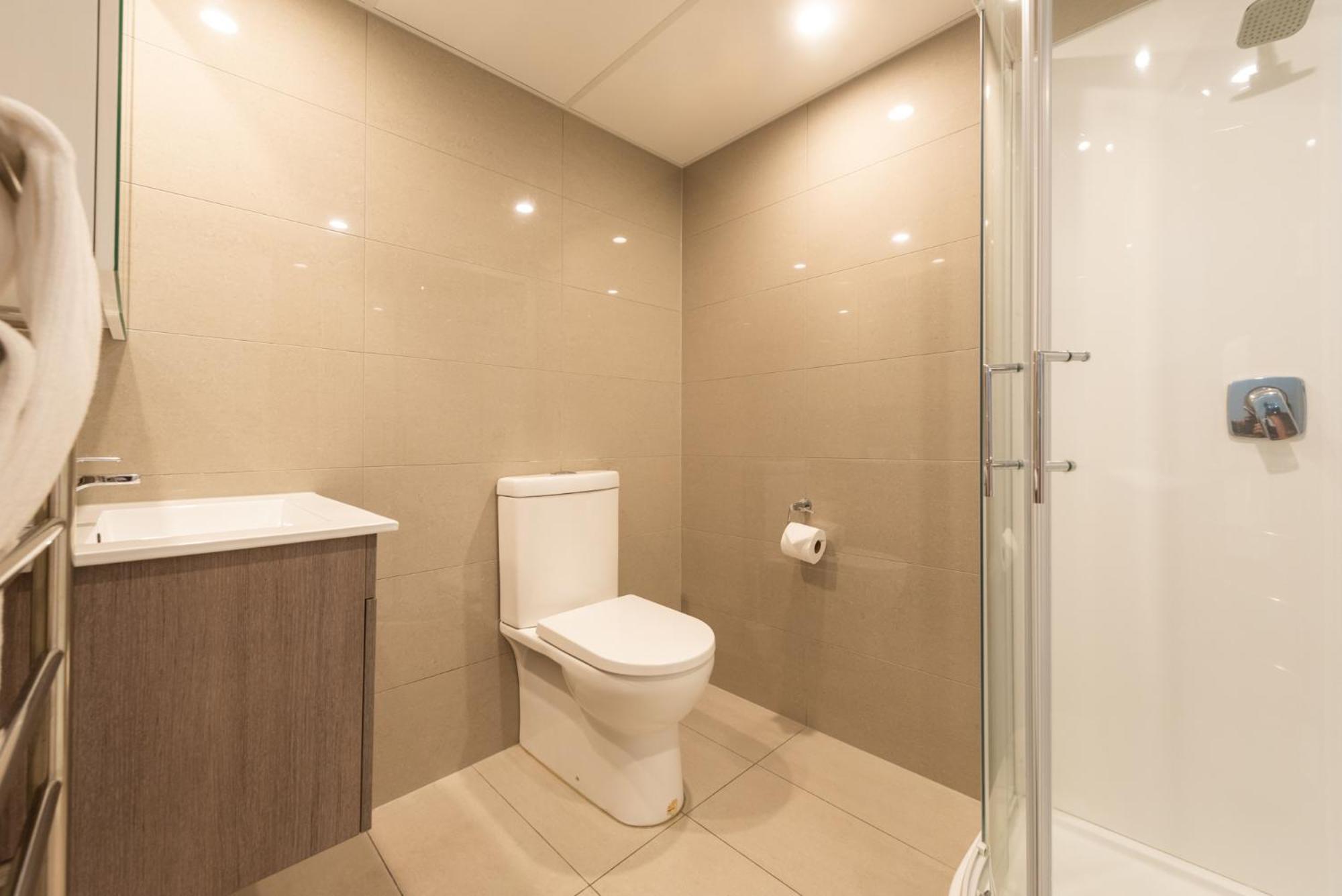 Capital View Motor 4*