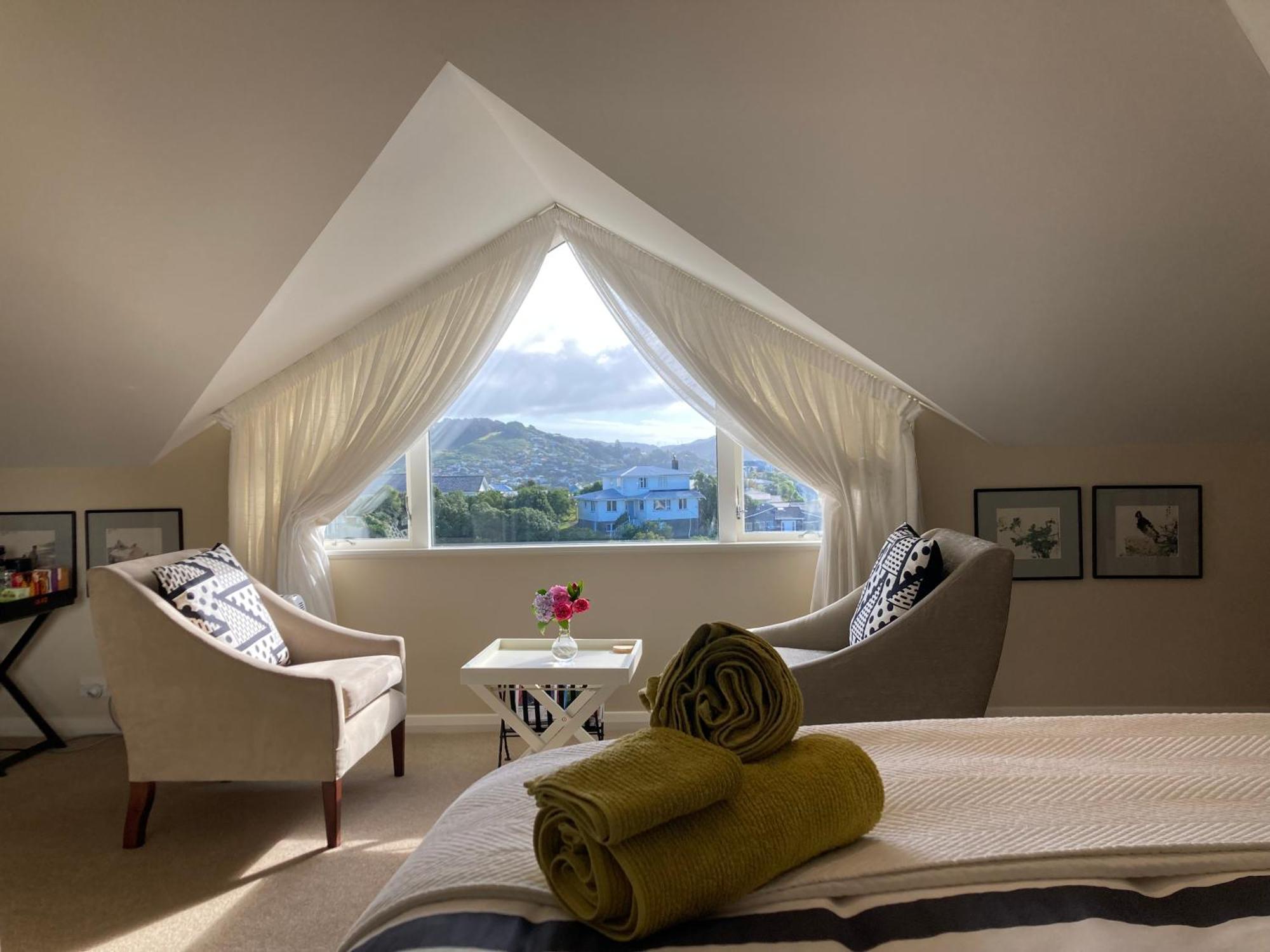 Bed & Breakfast Khandallah Harbour View *