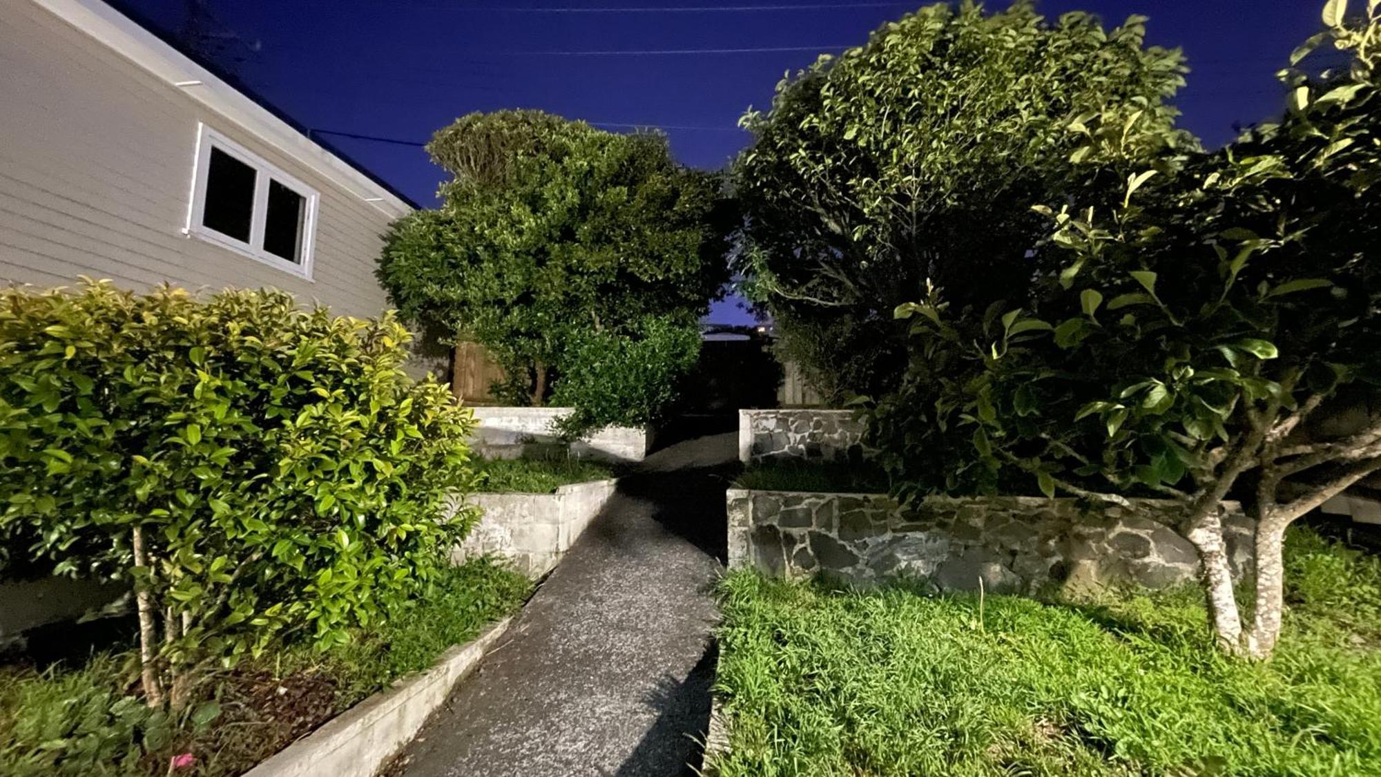 Little On Glanmire * Wellington