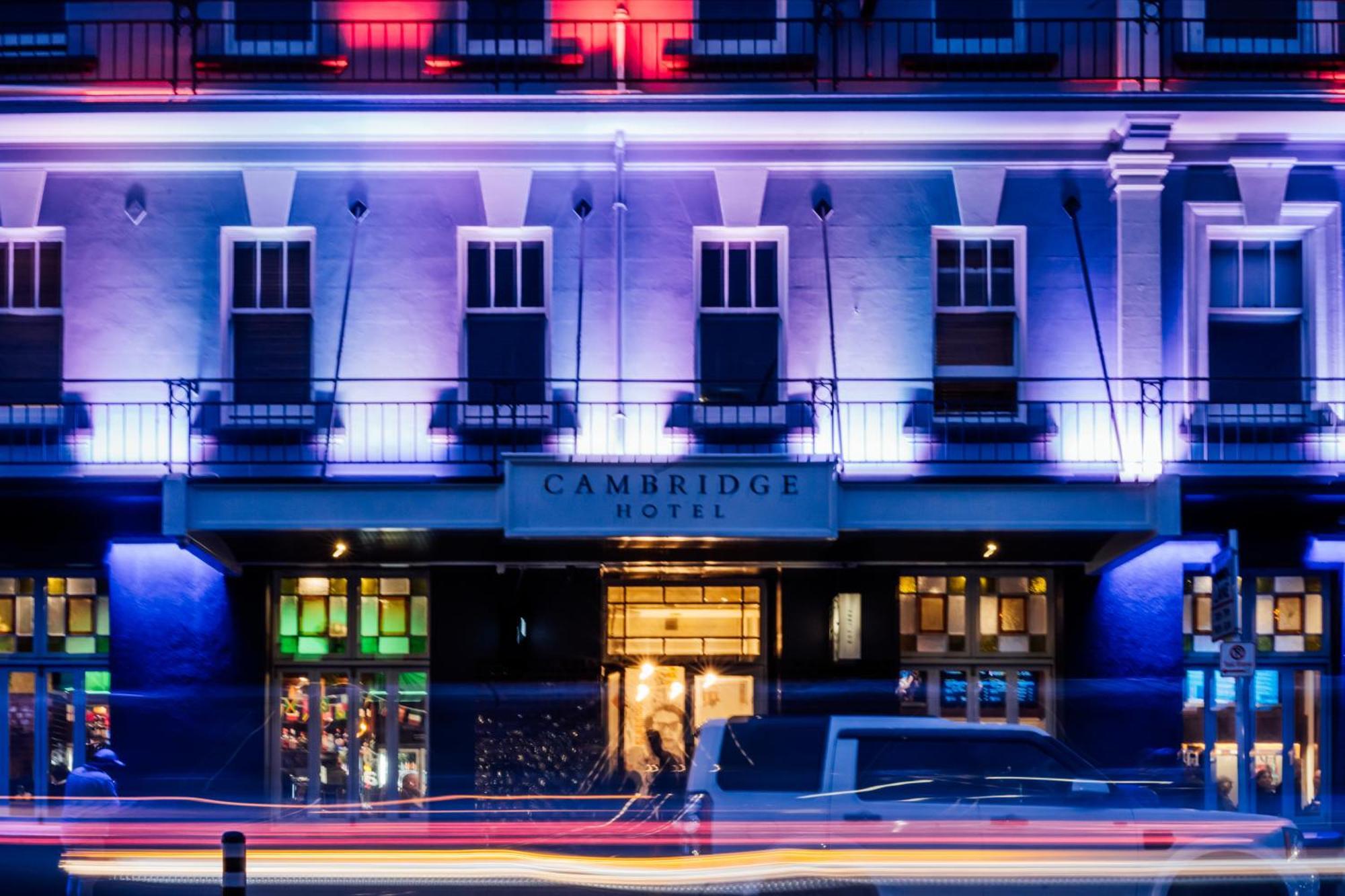 The Cambridge & Backpackers Hostel Wellington
