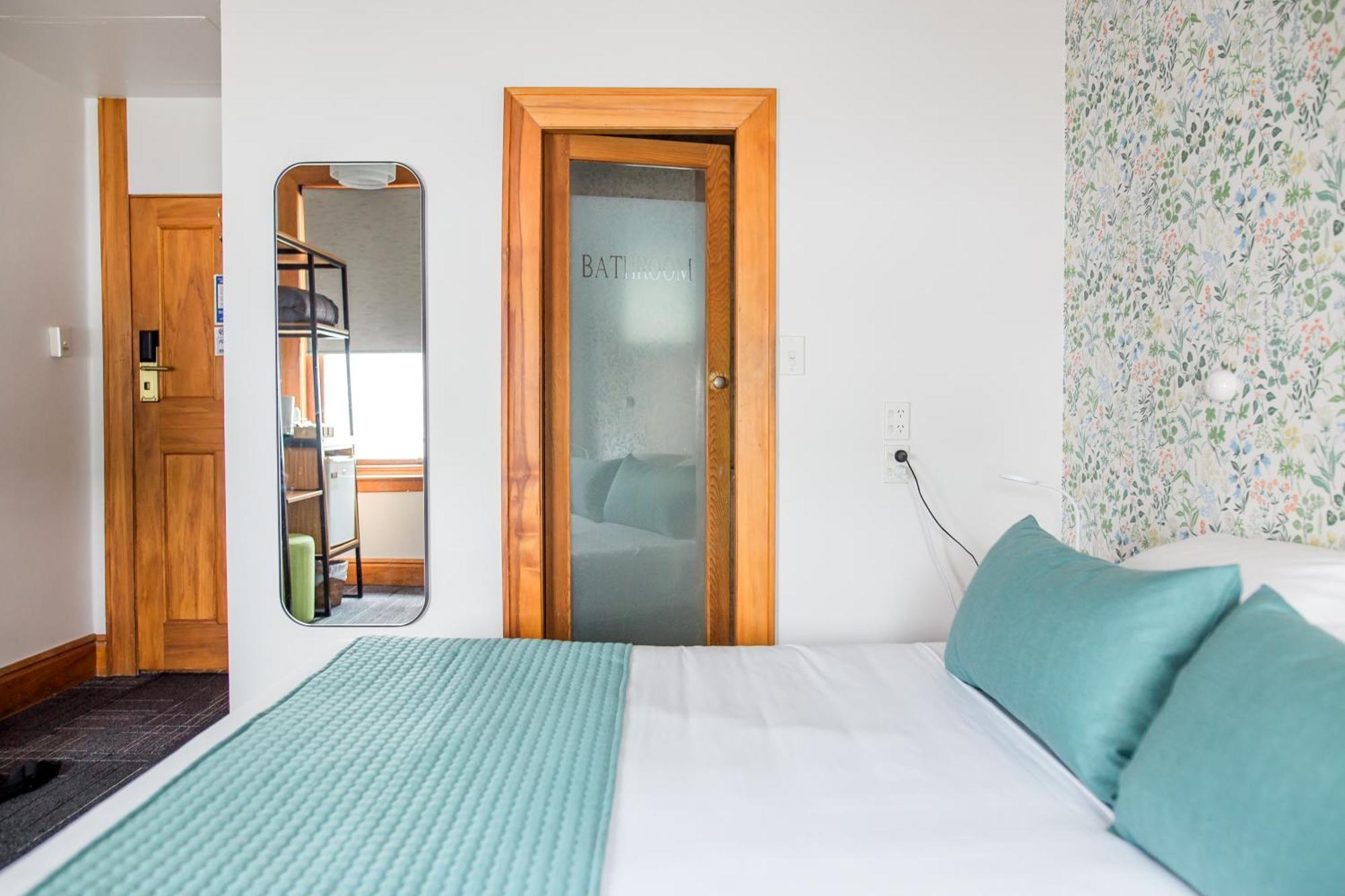 The Cambridge & Backpackers Hostel *