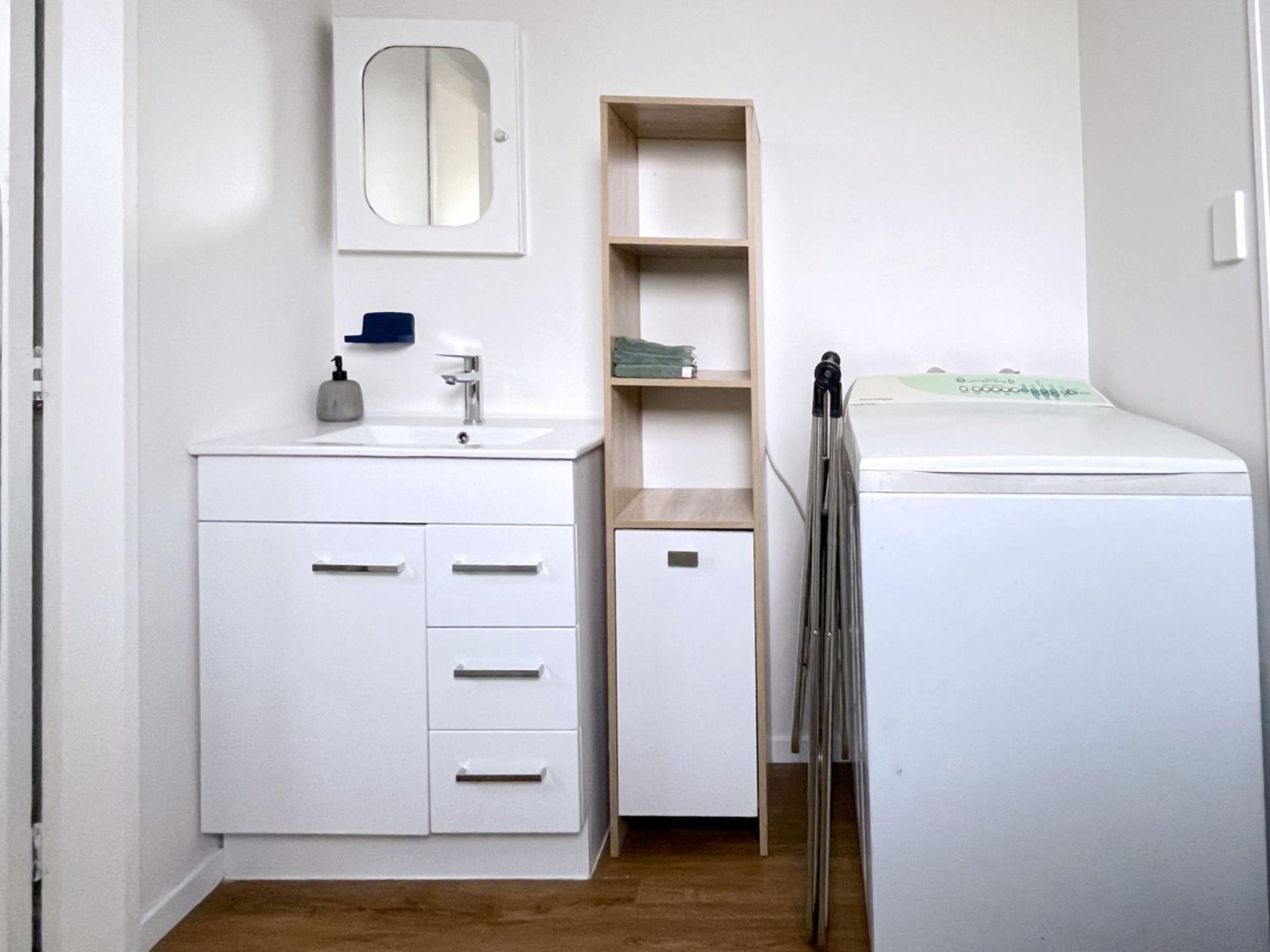 Cozy N Comfortable,5 Mins To Airport * Wellington
