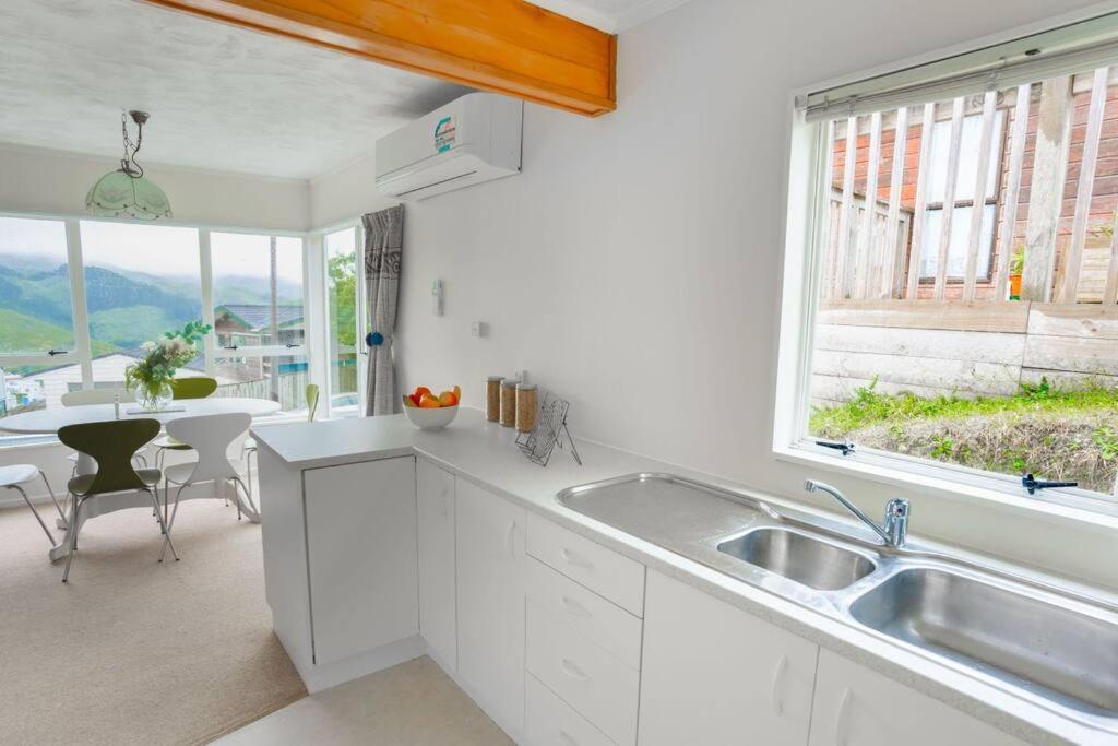 Big Sale In Winter Three Bedrooms Two Bathrooms In Karori Holiday home *