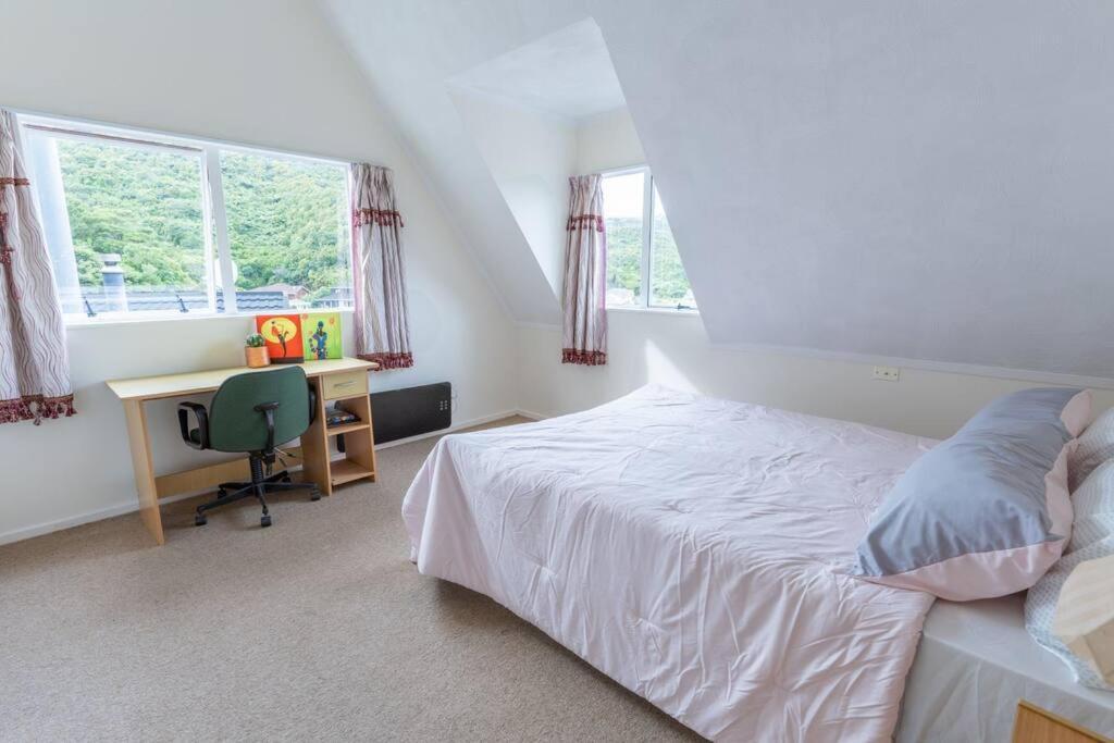 Big Sale In Winter Three Bedrooms Two Bathrooms In Karori Holiday home