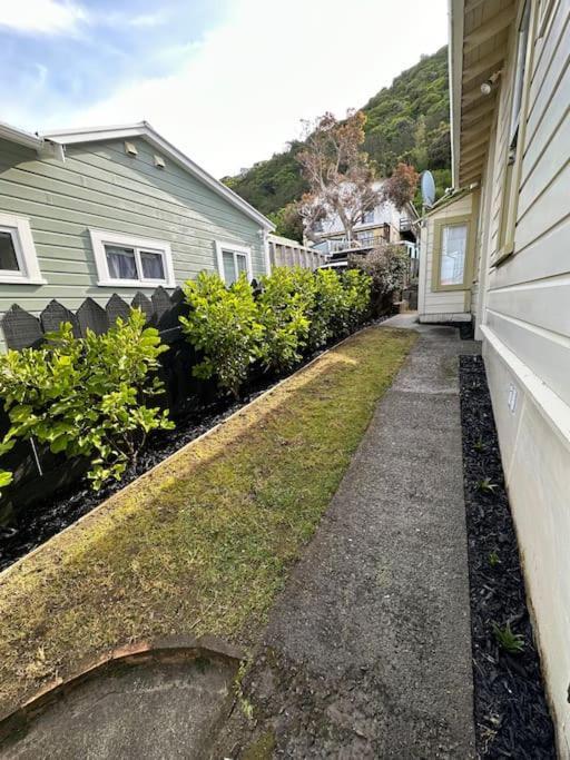 Cosy Coastal In Lyall Bay Apartment Wellington