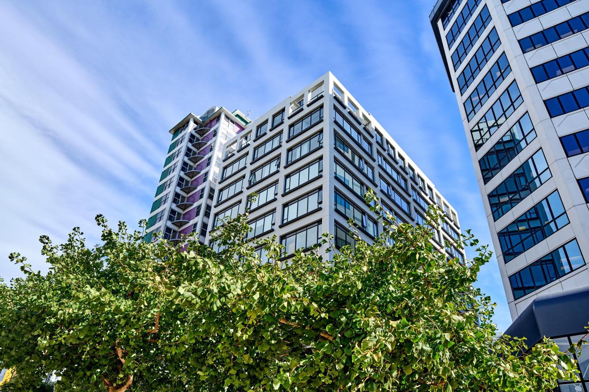 Victoria, 2-bedroom Apartment
