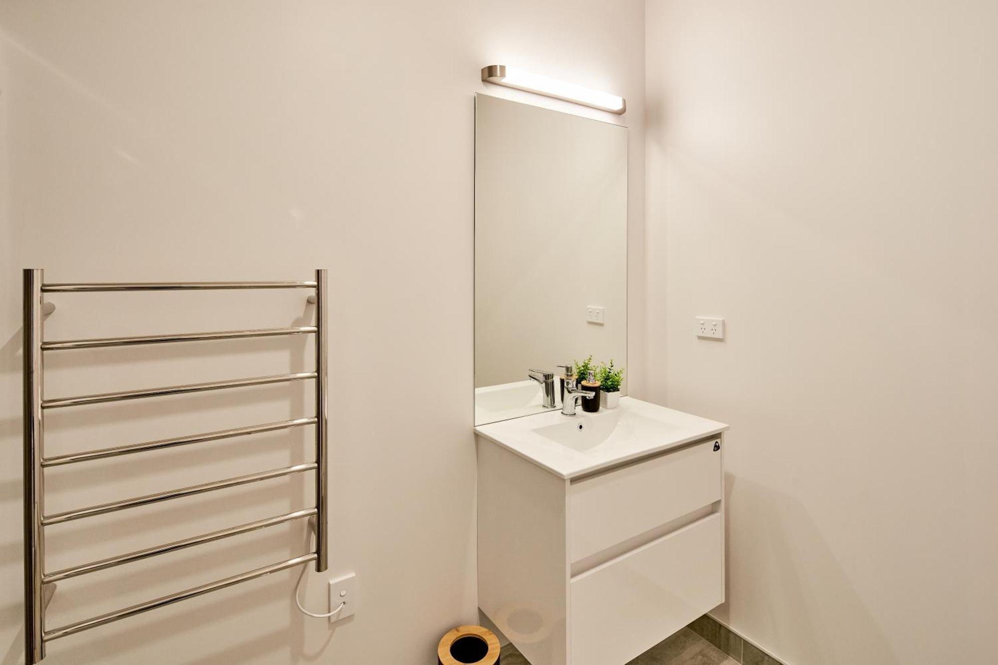 Victoria, 2-bedroom Wellington
