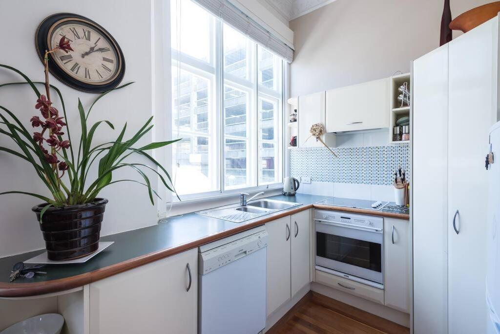 The Nest - Central And Sunny Wellington Loft Apartment *