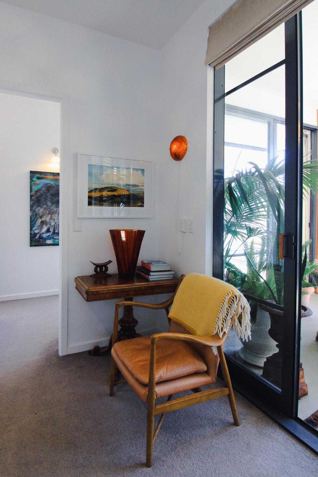 Apartment Light-filled