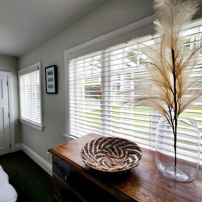 With Hot Tub, Heated Pool & Tennis Court *
